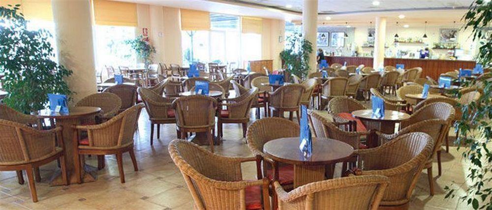 Oasis Tropical Hotel 4*