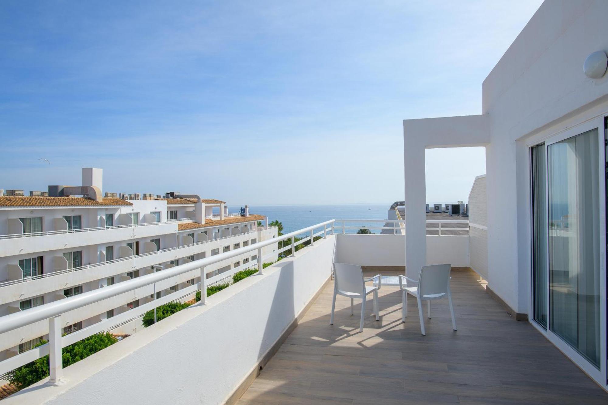 Oasis Tropical 4*