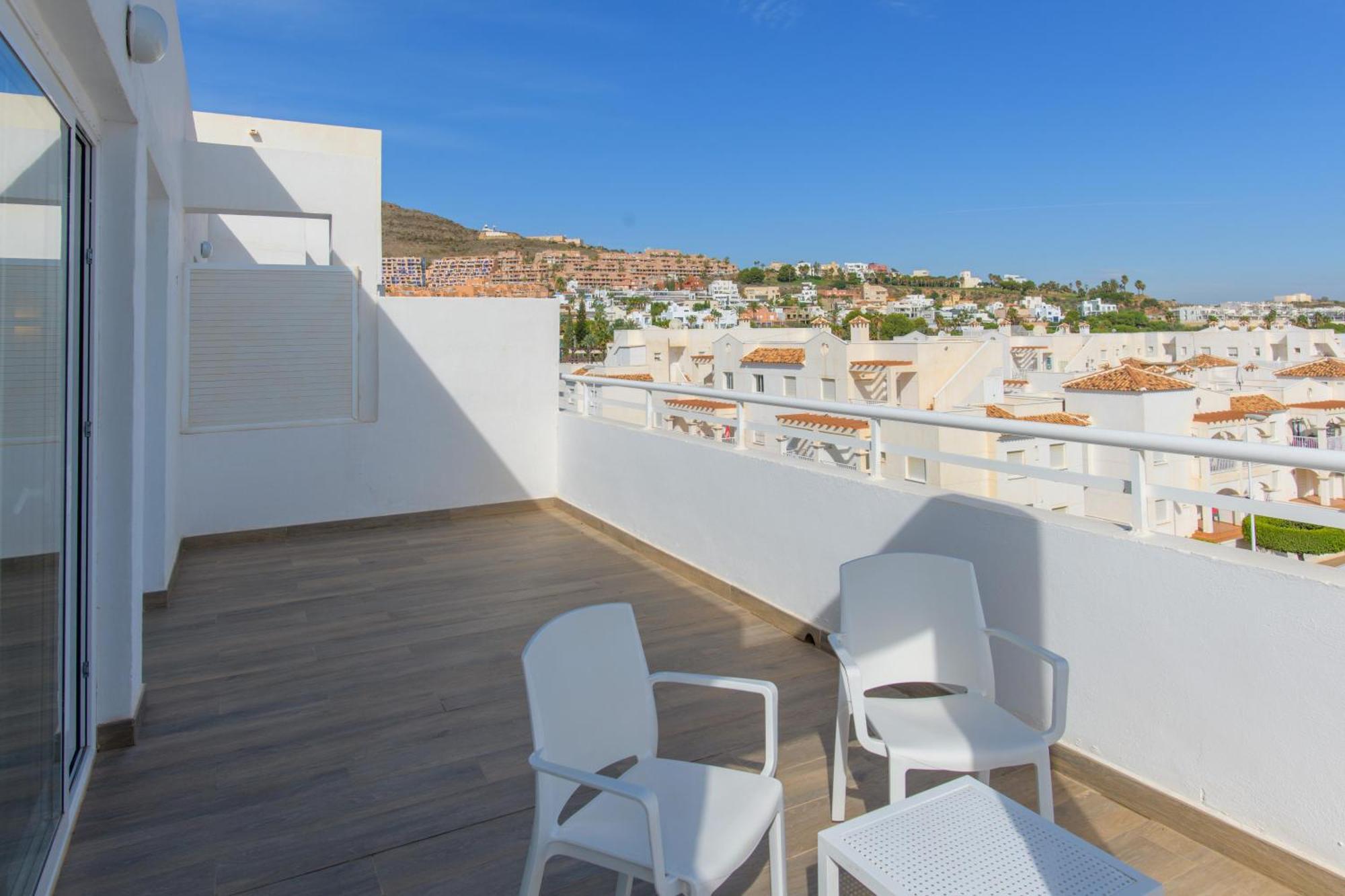 Hotel Oasis Tropical 4*